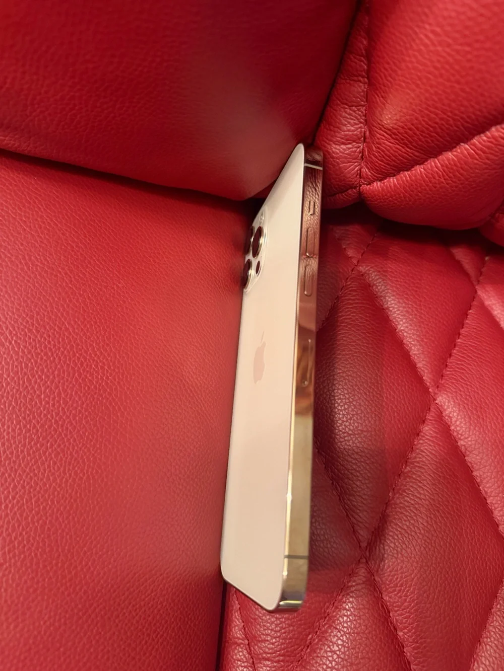 Apple iPhone 12 Pro Max in Gold - 256GB